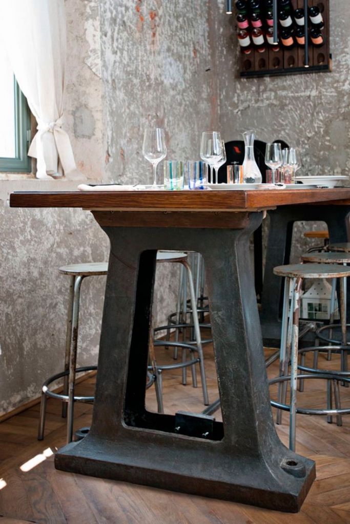 Mesas con mucho encanto... 13 ideas para combinar hierro y madera Mesas en hierro forjado y madera